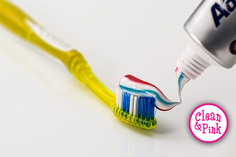 Cleaning Service in Memphis, TN - Mint Week - Cleaning with Toothpaste